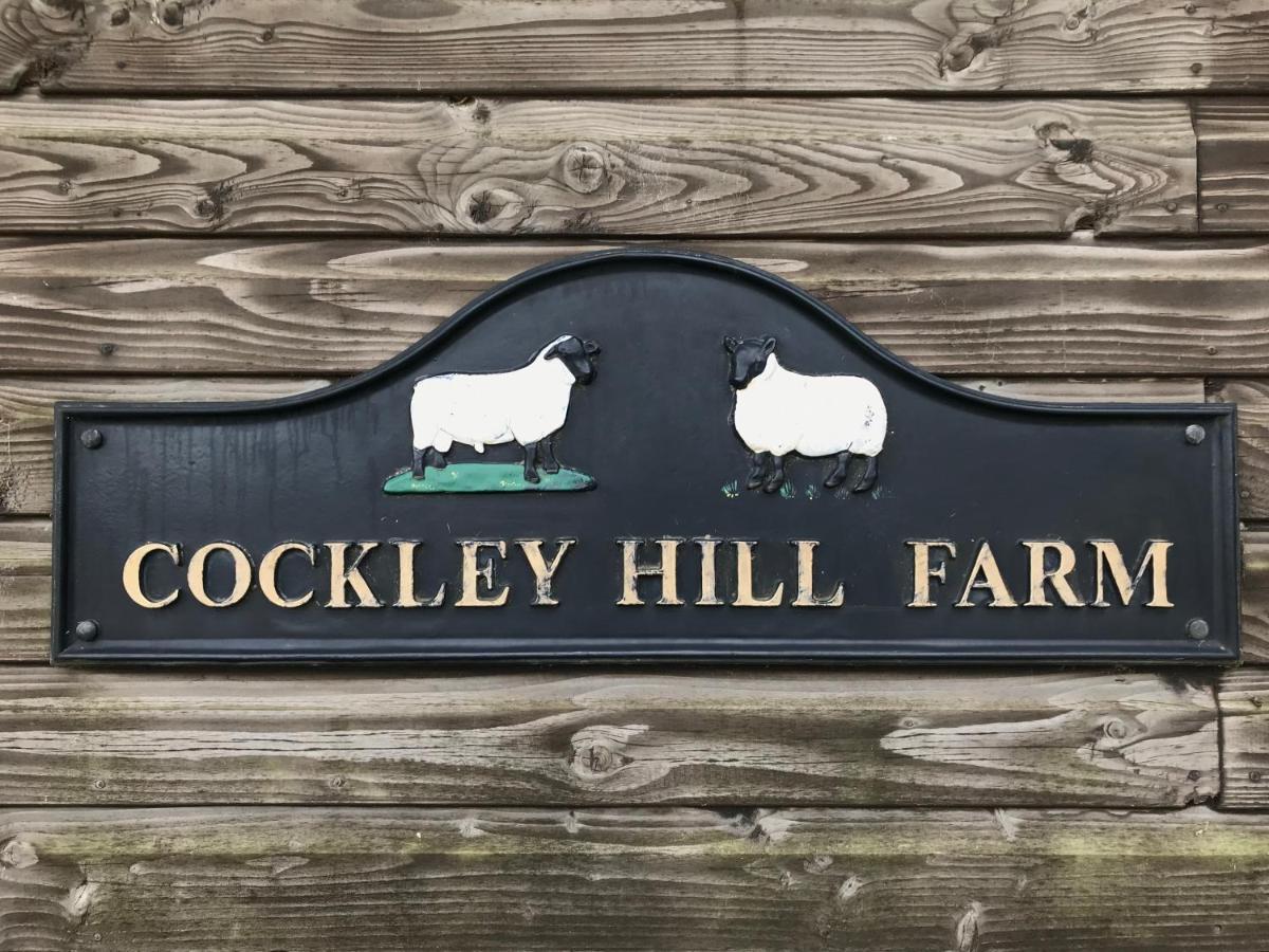 Cockley Hill Farm Bed & Breakfast 브래클리 외부 사진